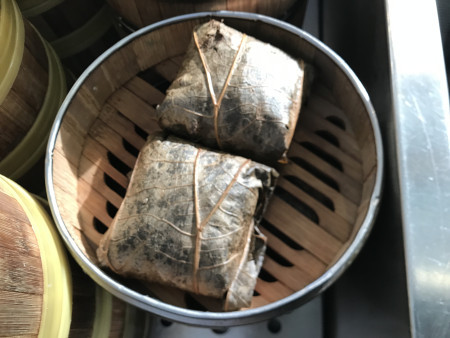 Chicken, pork & glutinous rice in lotus leaves (2 pieces) - contains dried shrimps