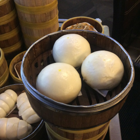 Steamed custard filled bun (3 pieces)