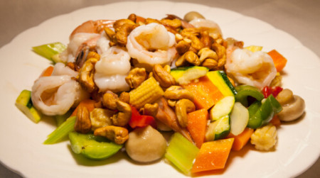 Prawn and cashew nuts stir fry