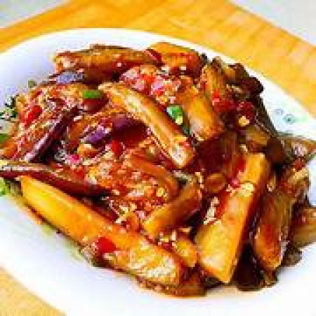 Sichuan style eggplant with garlic and black vinegar
