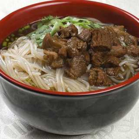 Beef brisket rice vermicelli soup