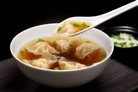 Chinese vegetable with pork wonton soup