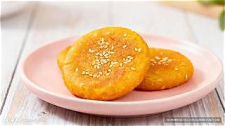 Pan fried pumpkin cake (3pieces)