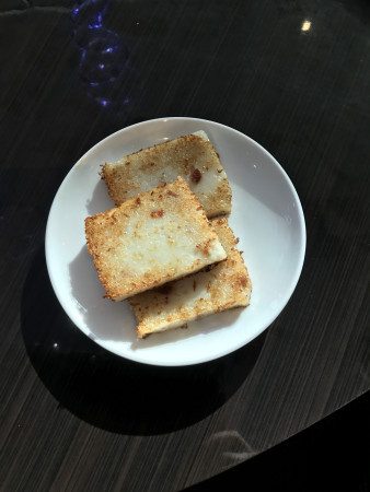 Pan fried turnip slice (3 pieces) - contains dried shrimps