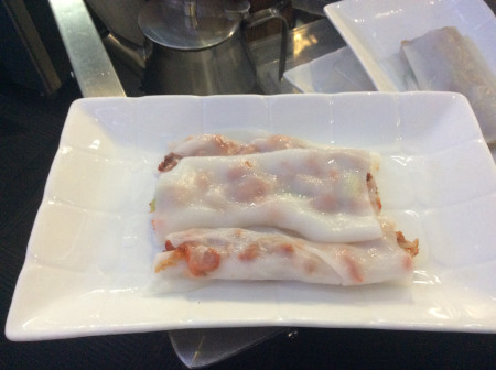 Steamed barbeque pork rice roll