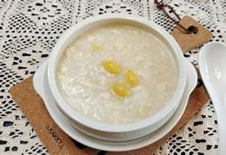 Dried scallop, gingko seeds congee