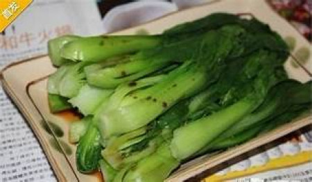 Blanched Bok Choy with soya sauce