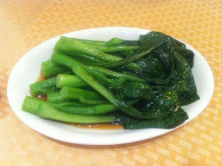 Blanched Choy Sum with soya sauce (seasonal)